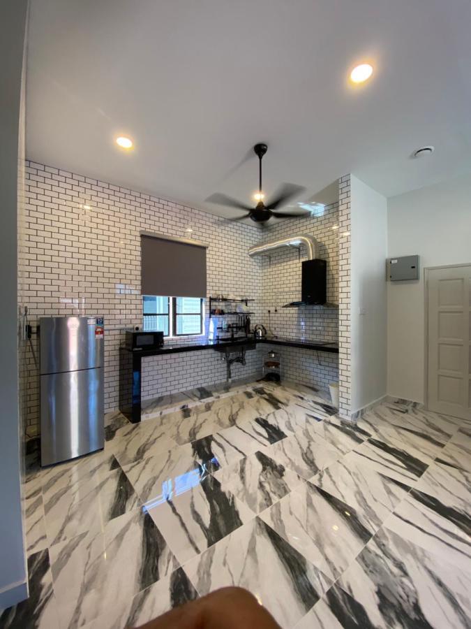 קאג'אנג Bangi Utara Villa מראה חיצוני תמונה