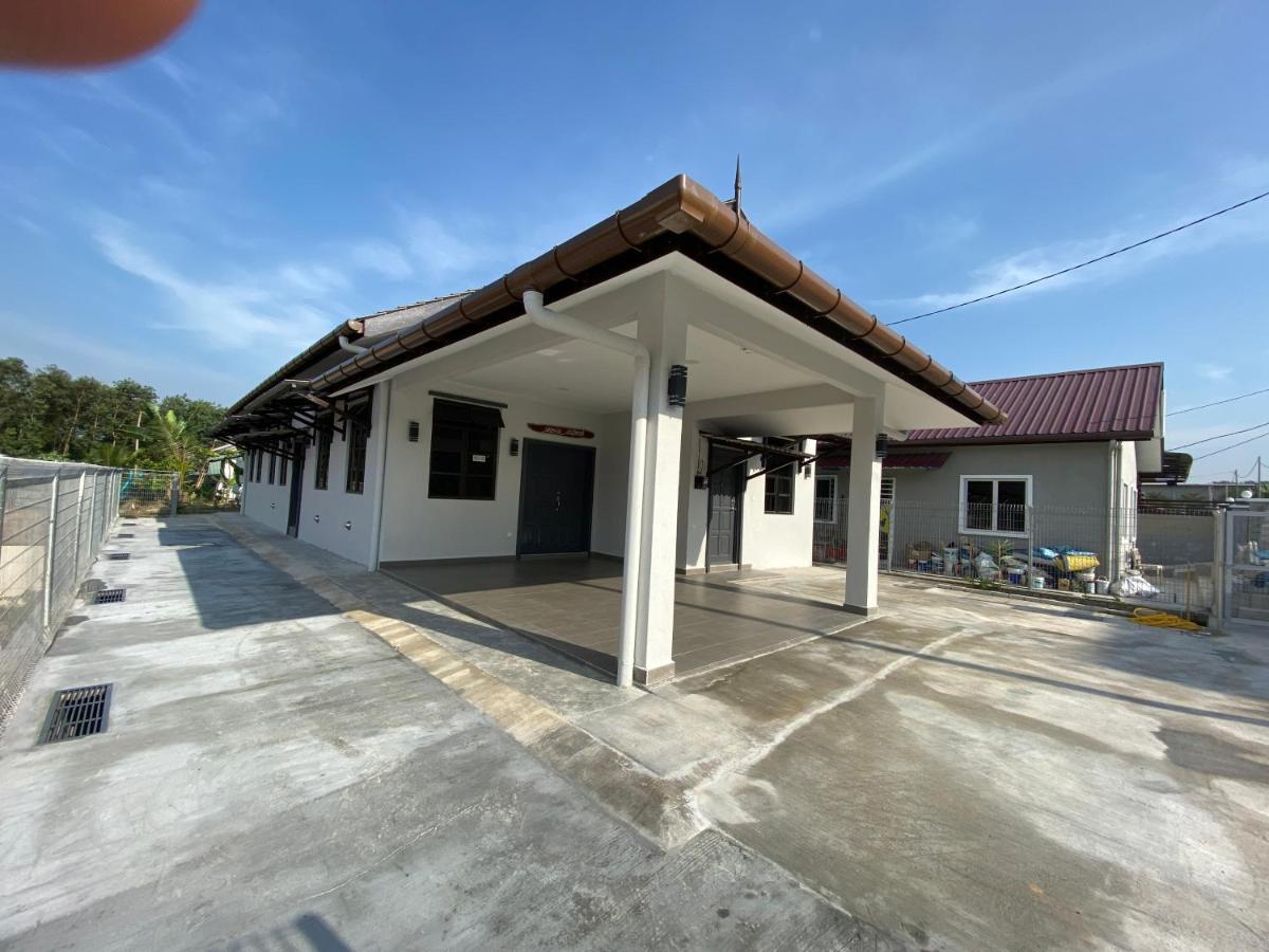 קאג'אנג Bangi Utara Villa מראה חיצוני תמונה